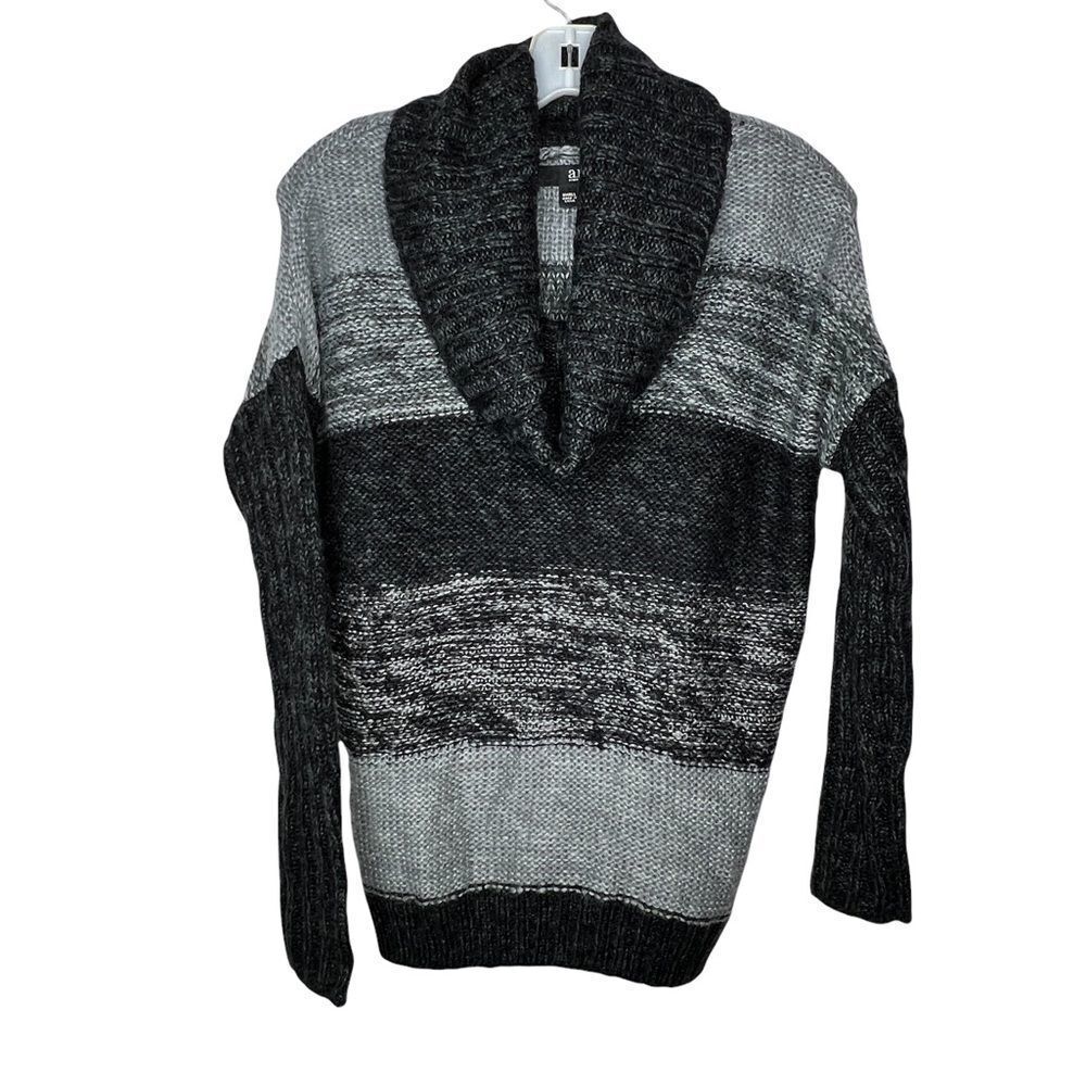 ANA‎ Sweater nwt
